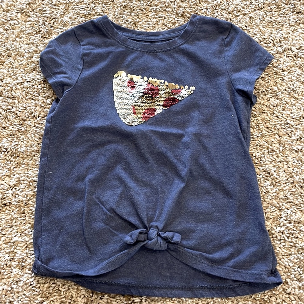 Girls Cat and Jack Pizza T-shirt. Size Small